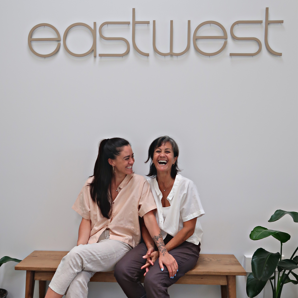 https://xihaqmkh.top/blogs/news/international-womens-day-featuring-east-west-yoga