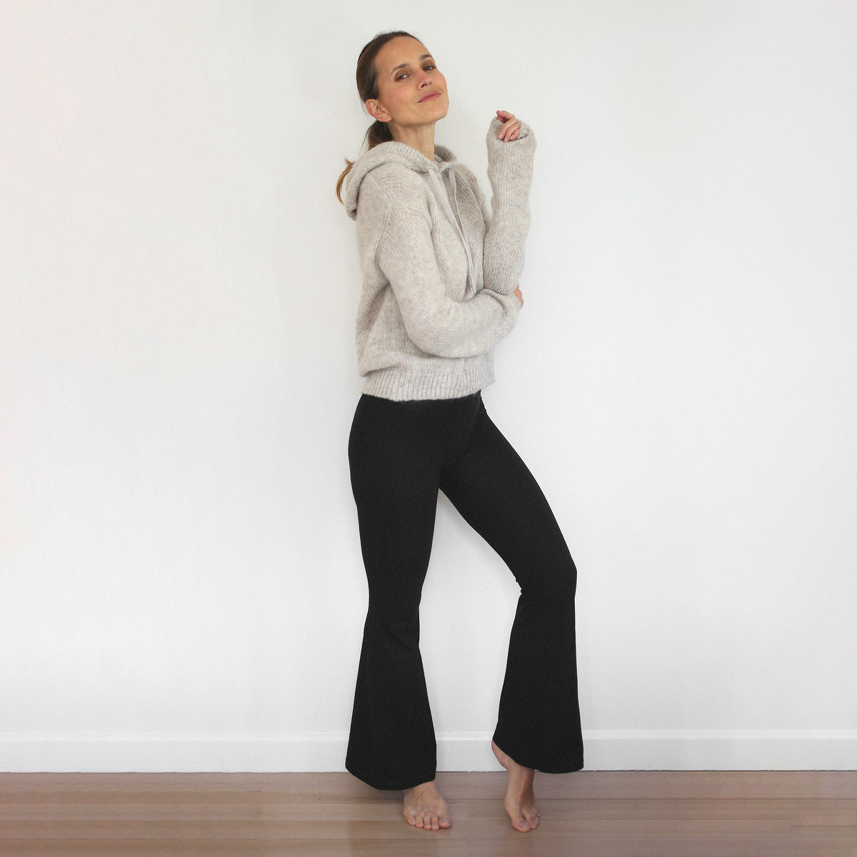 The Rise of Flare Leggings: Why Yoga Flares Are Back